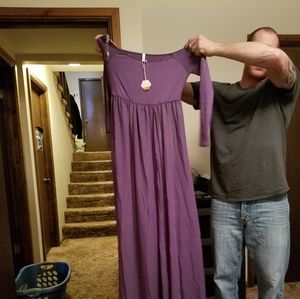 Maternity dress for pictures